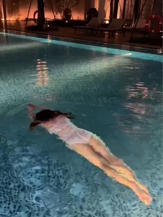 阿尔卑香小狗子微密圈照片合集分享，她的每一个作品都不容错过-ACGAI艺图
