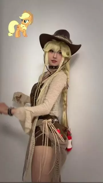 专业cosplay之路，与ZinieQ一起探寻-ACGAI艺图
