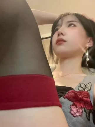 抖音智桃Lucky微密圈全集，智桃的高清写真与视频一网打尽-ACGAI艺图