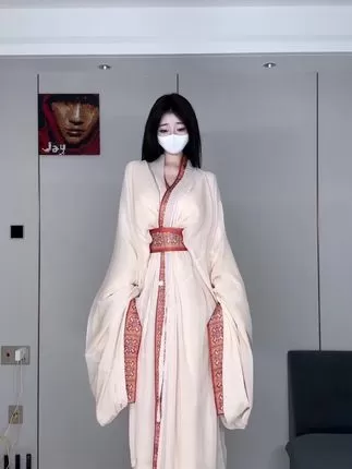 阿尔卑香小狗子微密圈作品，她的独特风格和魅力-ACGAI艺图