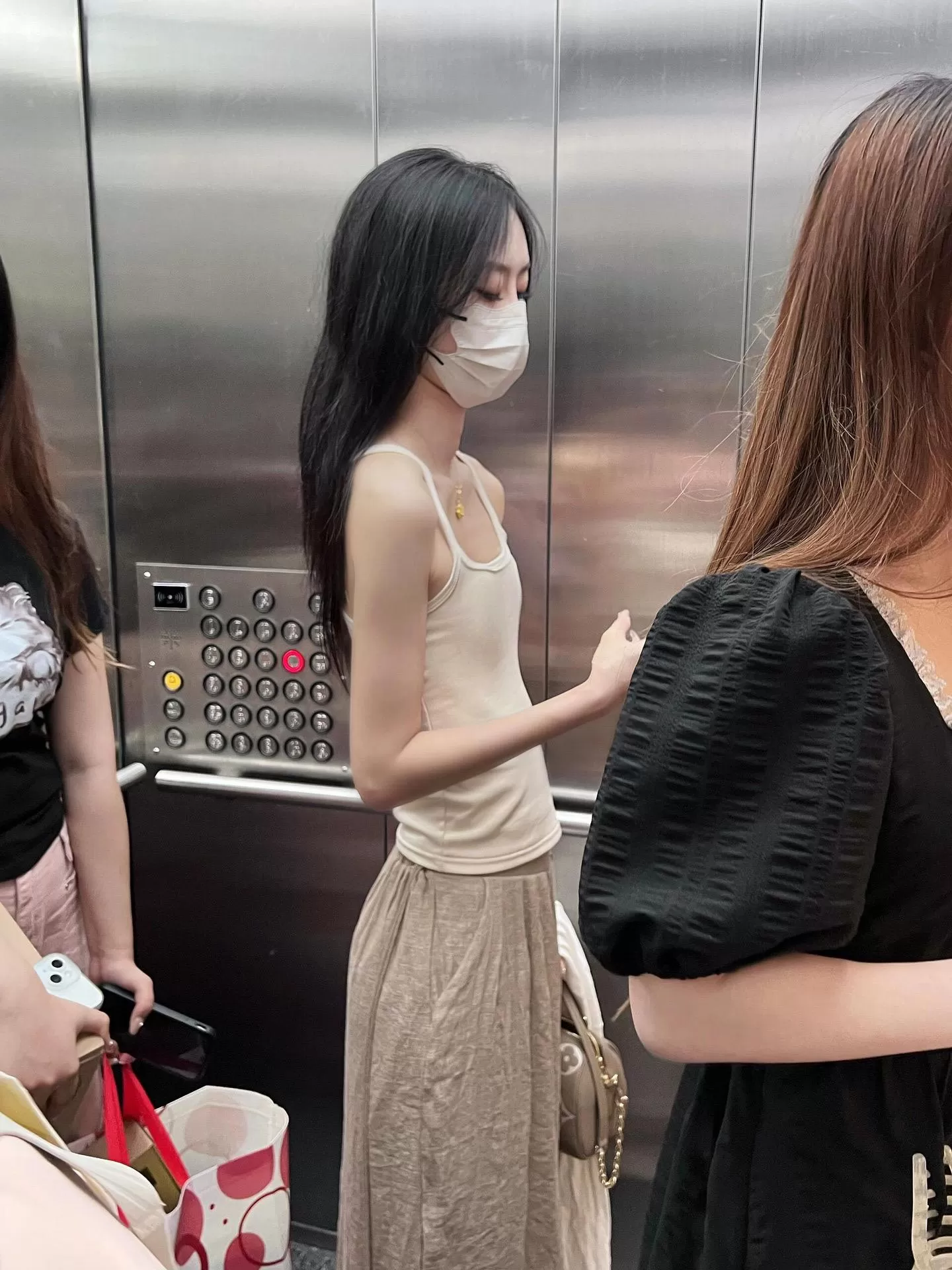 脸红Dearie，健身网红的完美身材，你真的能抗拒吗？-ACGAI艺图