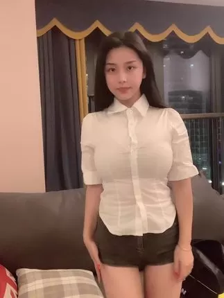 奶雯的圈子到底是什么？真的有那么神秘吗？-ACGAI艺图