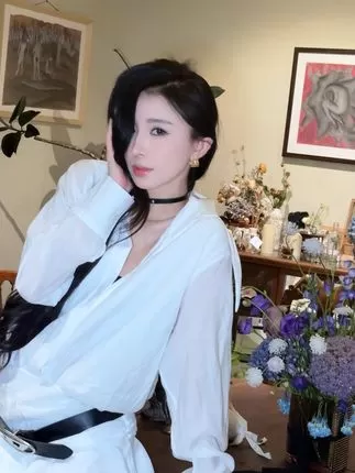李嘉欣97写真集，标准御姐的精美拍摄作品-ACGAI艺图