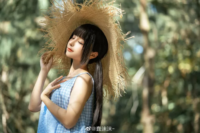 蠢沫沫最新cos漫步赏析，简直惊掉老铁们的下巴！-ACGAI艺图